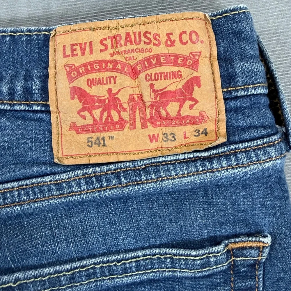 Levis levi 541